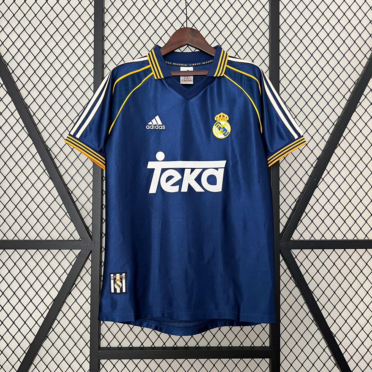 Retro Real Madrid 98/00 Third Away S-XXL9