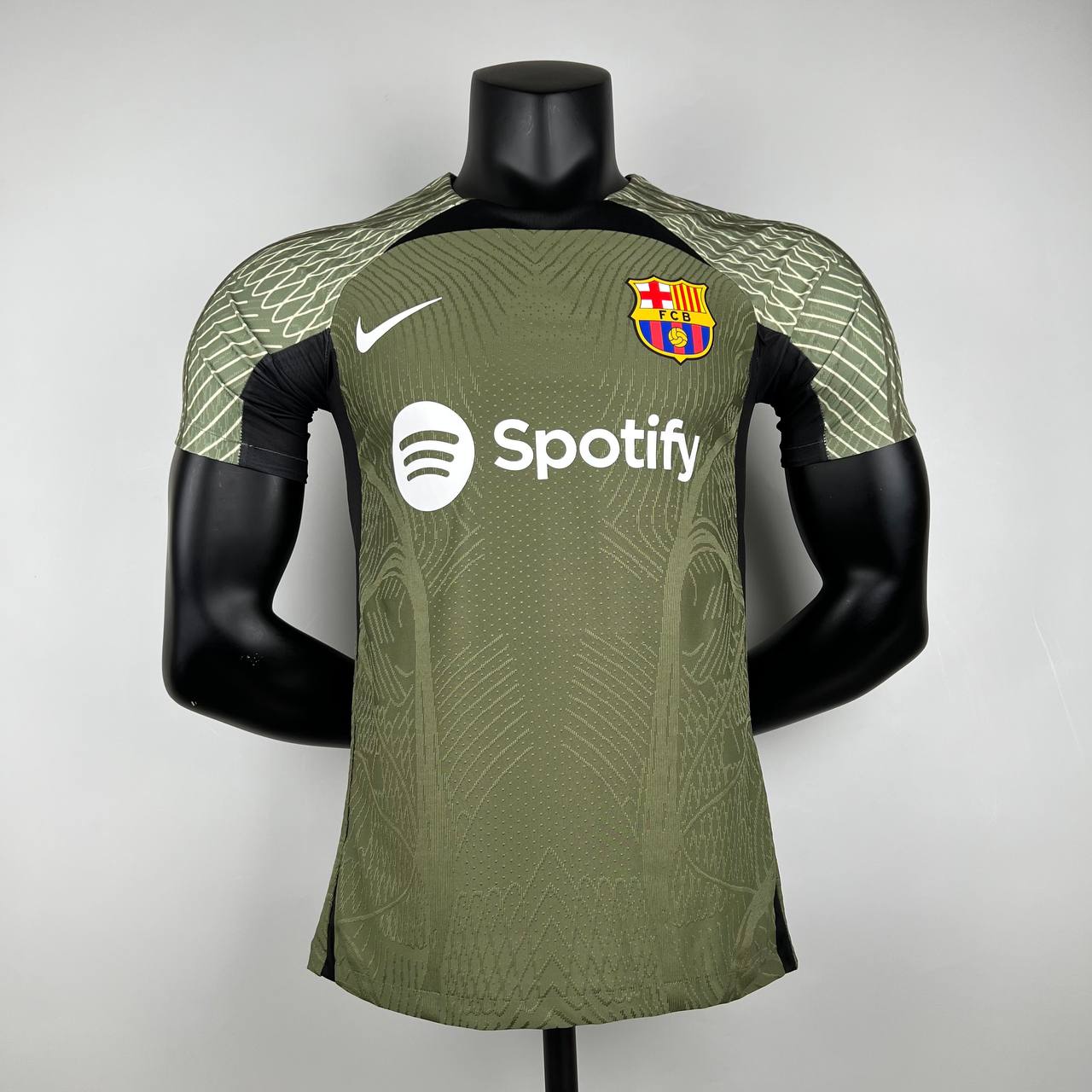 23/24 player version Barcelona training suit